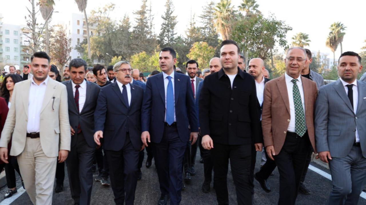 Dünya, “Asrın İnşası”na Şaştı Kaldı