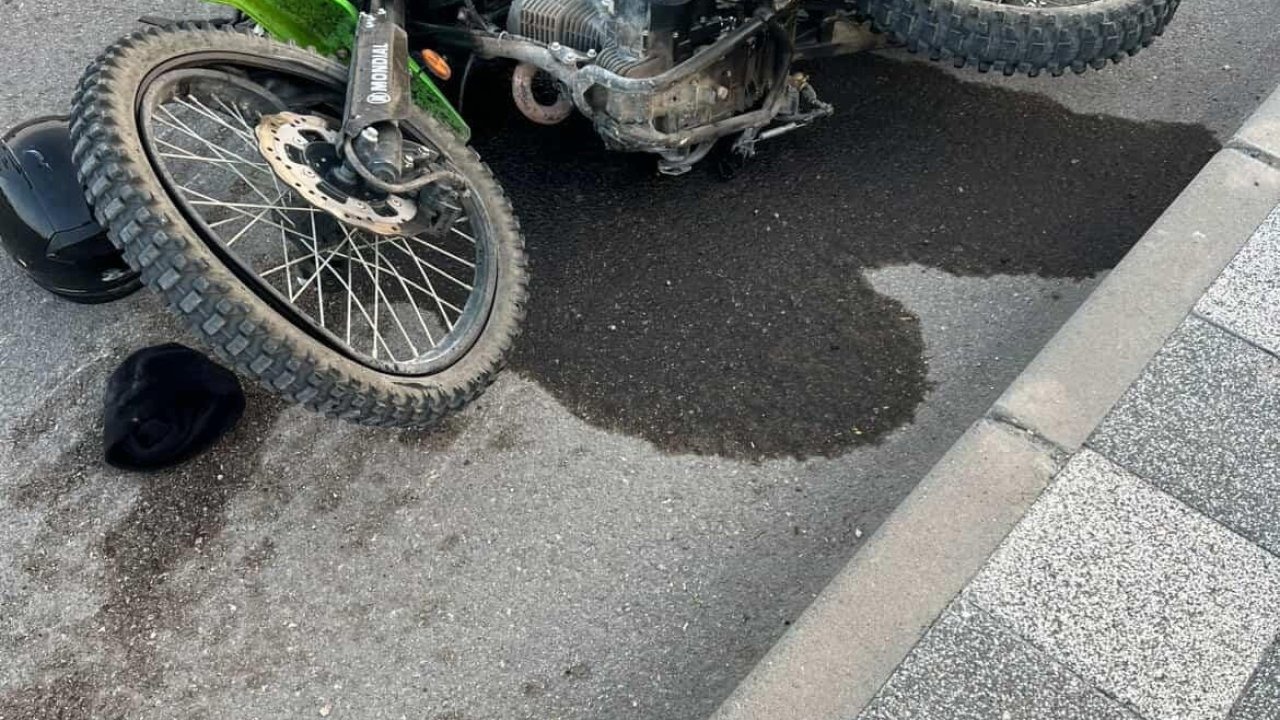 Elazığ’da hafif ticari araç ile motosiklet çarpıştı: 1 yaralı