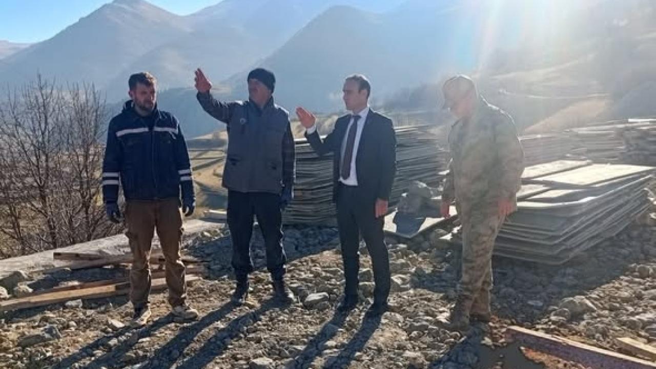 Kaymakam Kestioğlu, Savaş Köyü&#039;ndeki Afet Konutlarında incelemelerde bulundu