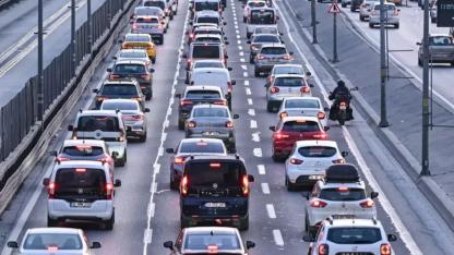 Motorine gece yarısı 2 lira 7 kuruşluk dev zam geldi