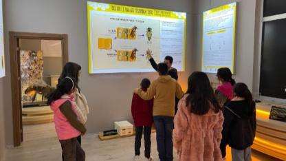 Ardahan’da SED aileleri müze gezisiyle tarihle buluştu