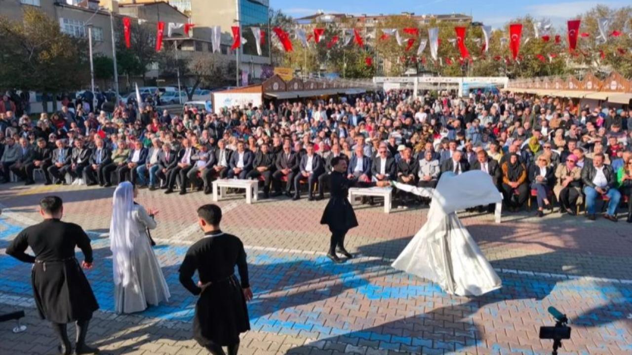 Sultangazi&#039;de 6. Ardahan Festivali coşkusu