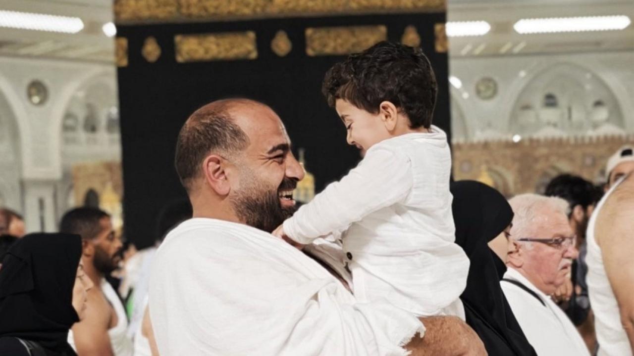 TÜGVA Başkanı Yıldız, Umre’ye gitti