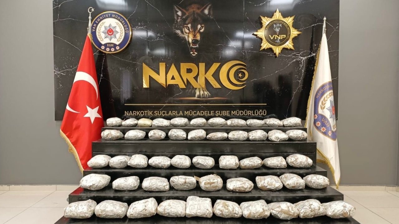 Van’da 19 kilo 660 gram skunk ele geçirildi