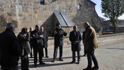 Esenlik Külliyesinde 8 milyon liralık dayanışma örneği