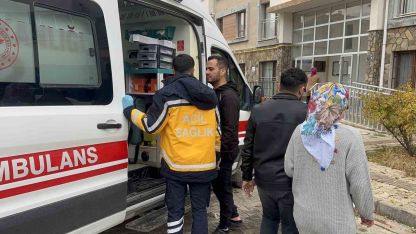 Elazığ’da korkutan yangın: 9 kişi dumandan etkilendi