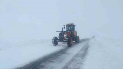Van’da 28 yerleşim yerinin yolu ulaşıma kapandı
