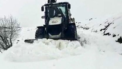 Muş’ta kar ve tipi nedeniyle kapanan 26 yerleşim yeri ulaşıma açıldı