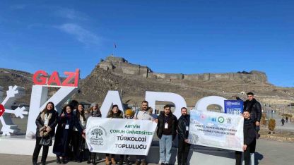 Kars’ta aşıklık geleneği masaya yatırıldı