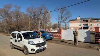 Kars’ta jandarmadan huzurlu okul uygulaması