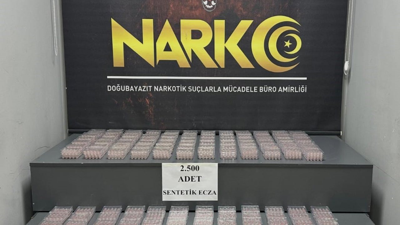 Ağrı’da tırda yüklü miktarda sentetik ecza yakalandı