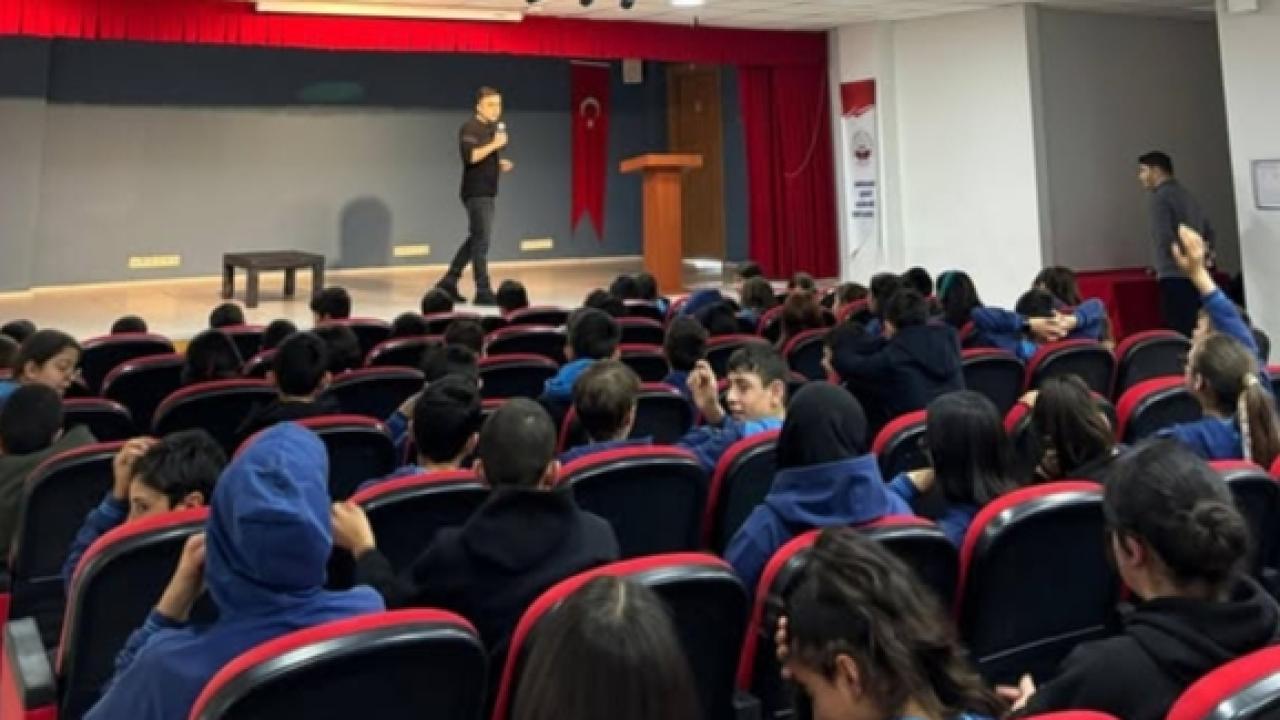 Ardahan&#039;da 29 Okulda &quot;İslam&#039;da İnsan Hakları&quot; sunumu