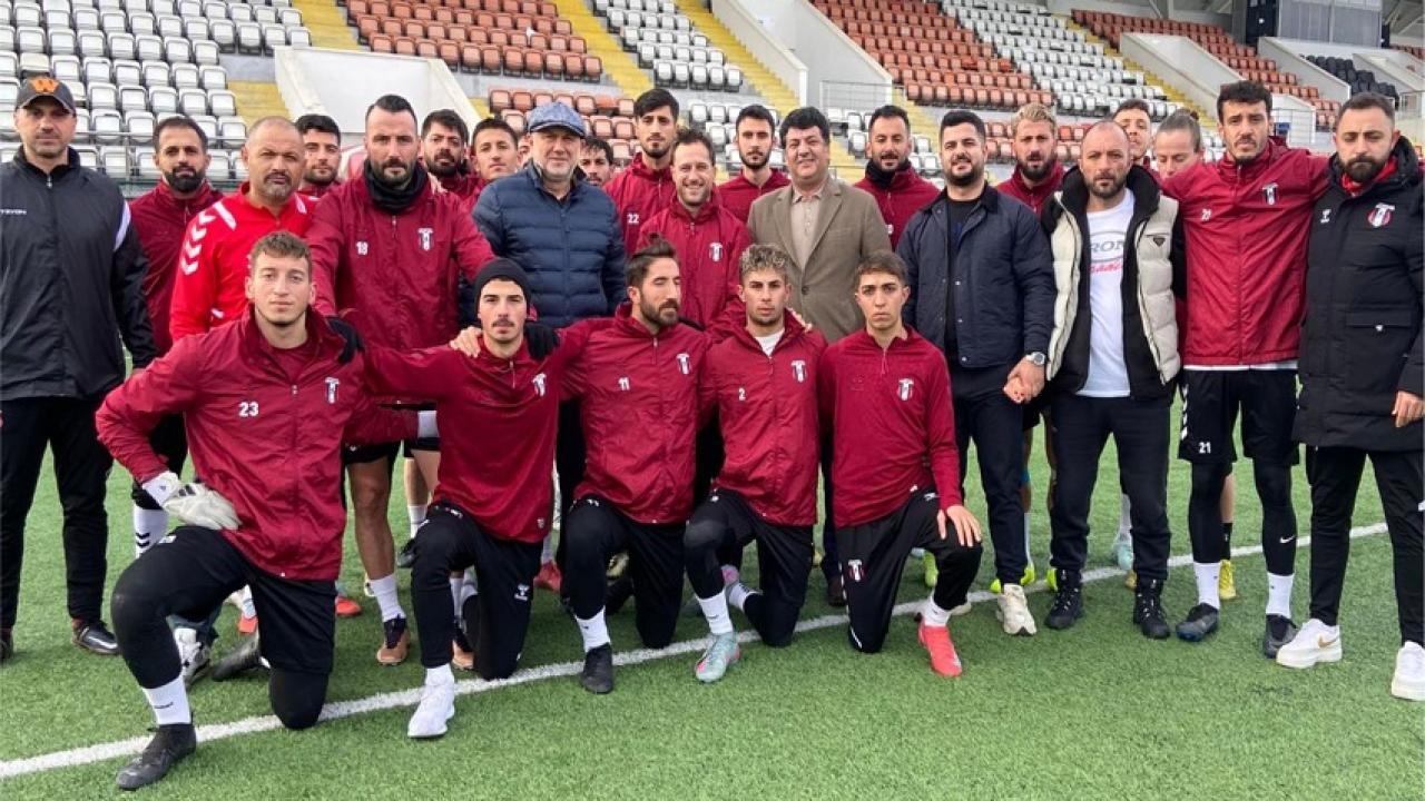 Başkan Çekim, antrenmanı izledi futbolculardan galibiyet sözü aldı