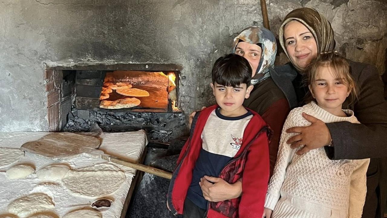 Başkan Özdemir, Kinzodamallı kadınlara Cumhurbaşkanı’nın selamını götürdü