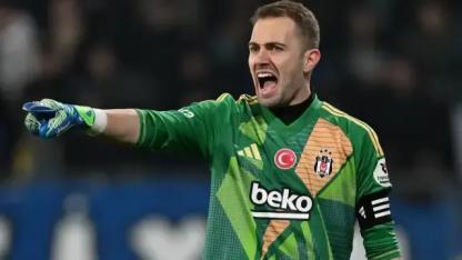 Beşiktaş iki futbolcunun kalemini kırdı: Kendinize kulüp bulun