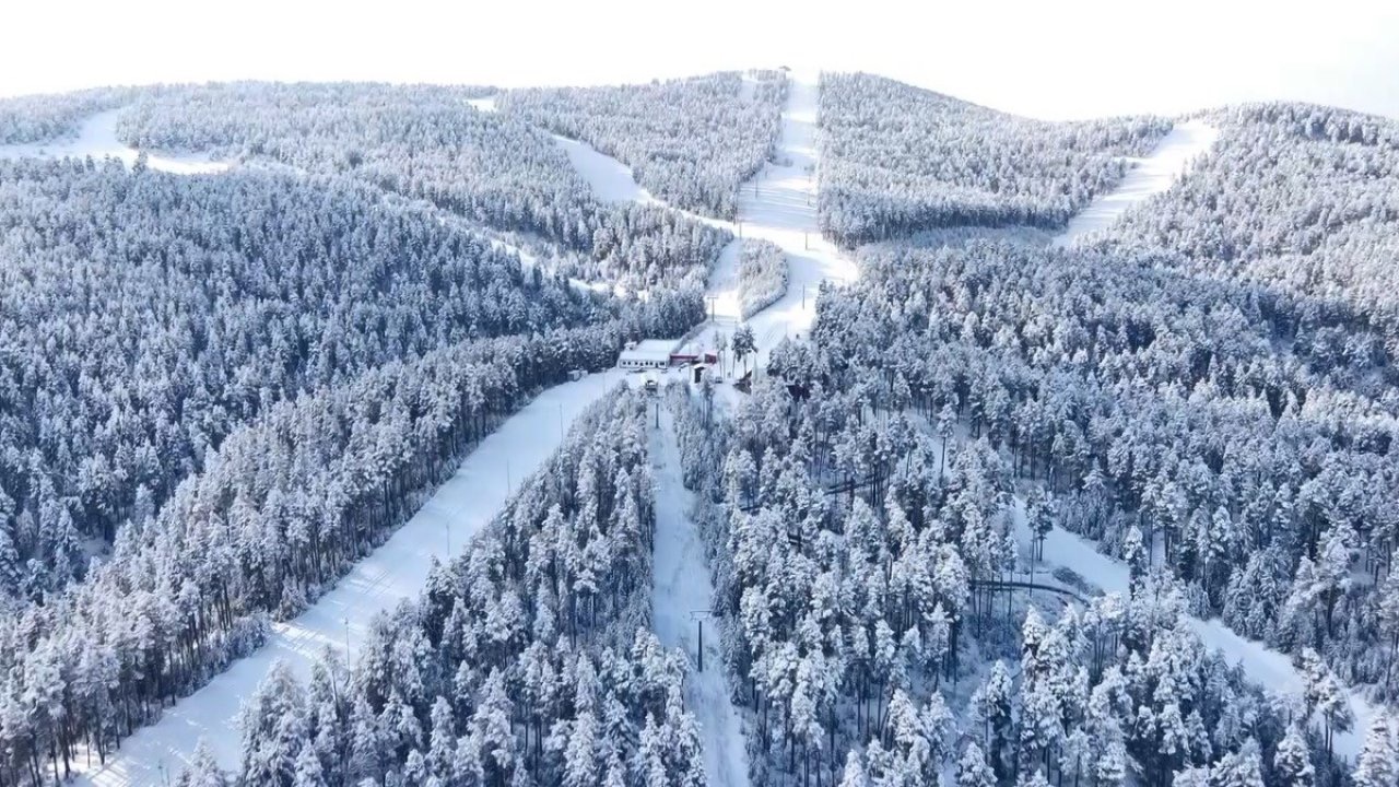 Beyaza bürünen Sarıkamış havadan görüntülendi