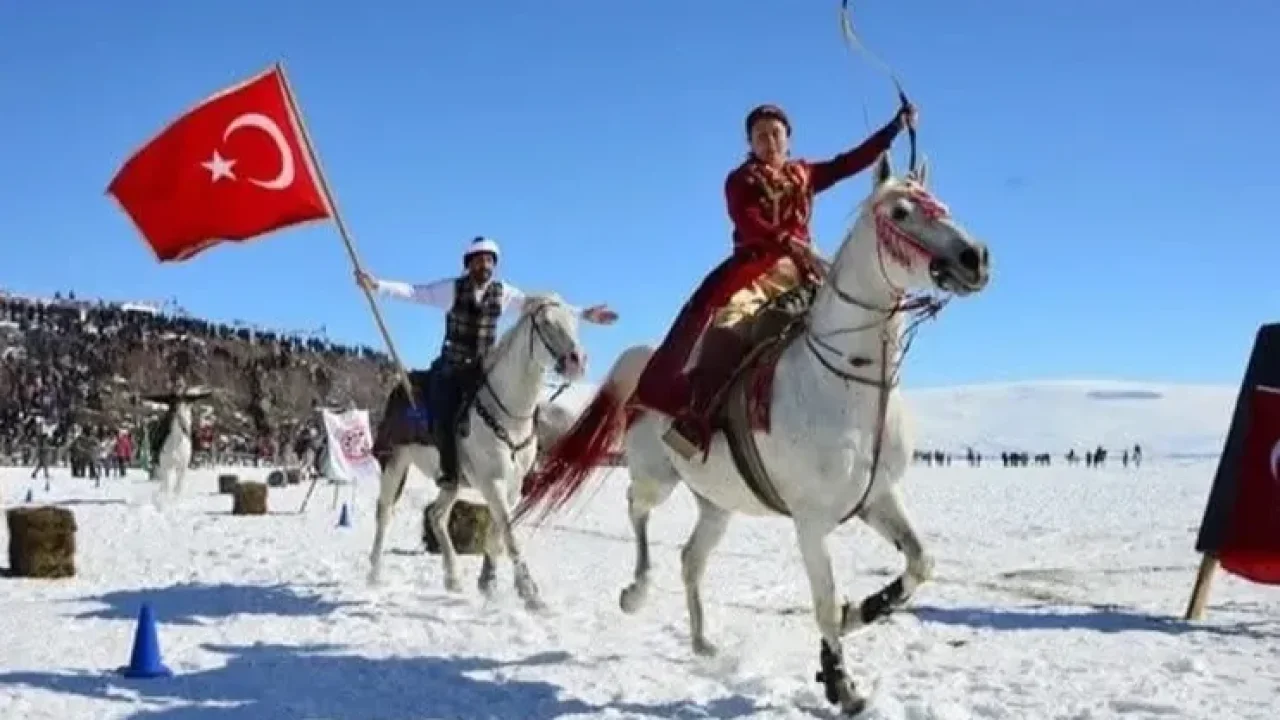 Çıldır Gölü 10. Kez Festivale hazırlanıyor