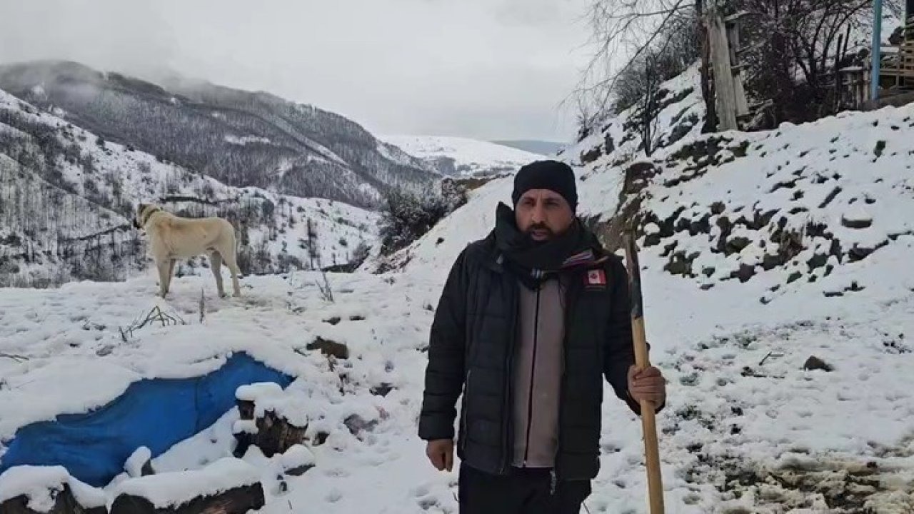 Erzincan’ın Refahiye ilçesinde kar yağışı etkili oldu