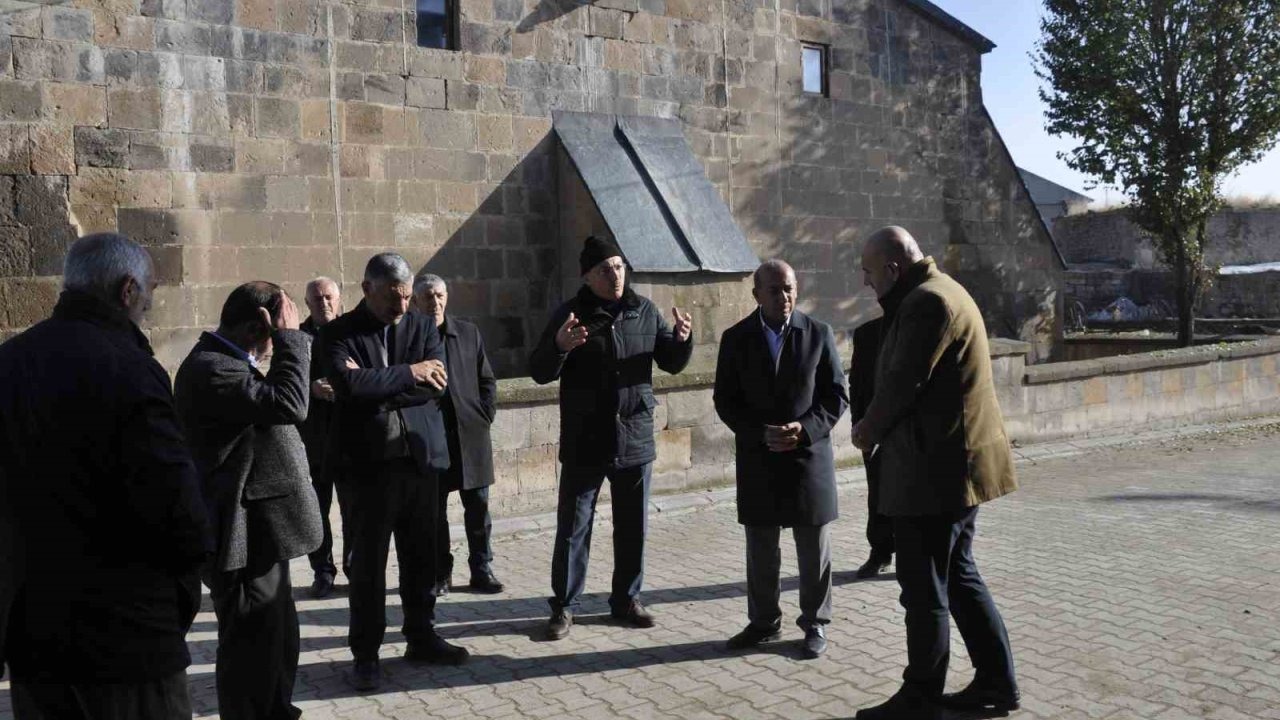 Esenlik Külliyesinde 8 milyon liralık dayanışma örneği