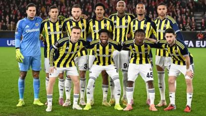 Fenerbahçe'de iki yıldız isim Beşiktaş derbisinde oynayamayacak