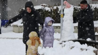 Kar etkisini artırdı, yılın son gününde o şehirlerde okullar tatil