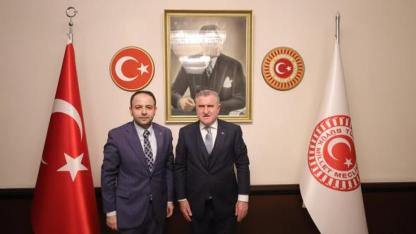 Koç, Ardahan’ın spor yatırımları için Bakan Bak ile bir araya geldi