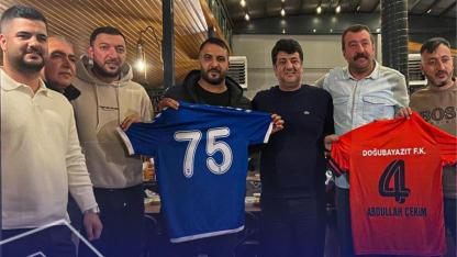 Serhat Ardahanspor yönetimi konuk takım Doğubayazıt’ı dostluk yemeğinde ağırladı