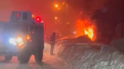 Yüksekova’da çıkan yangın aileyi evsiz bıraktı