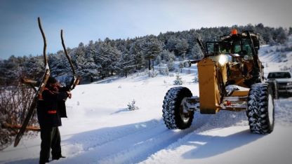 Erzincan’da kar ve tipi: 56 köy yolu ulaşıma kapandı