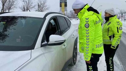 Ağrı’da kış şartlarına yönelik trafik denetimleri sürdürülüyor