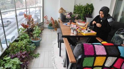 Ev hanımının azmi: 20 belge aldı ve 300 öğrenciye usta oldu