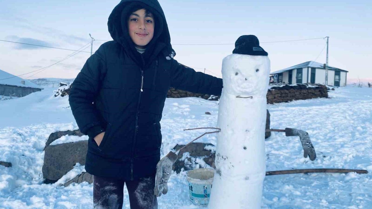 Ağrı’da soğuk hava etkisini sürdürüyor