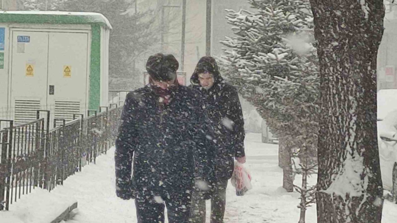 Ardahan’da 45 köy yolu ulaşıma kapandı