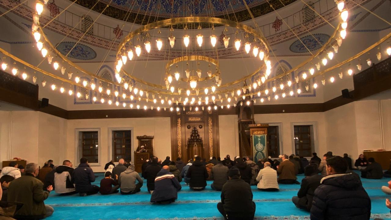 Ardahan'da Miraç Kandili dualarla idrak edildi