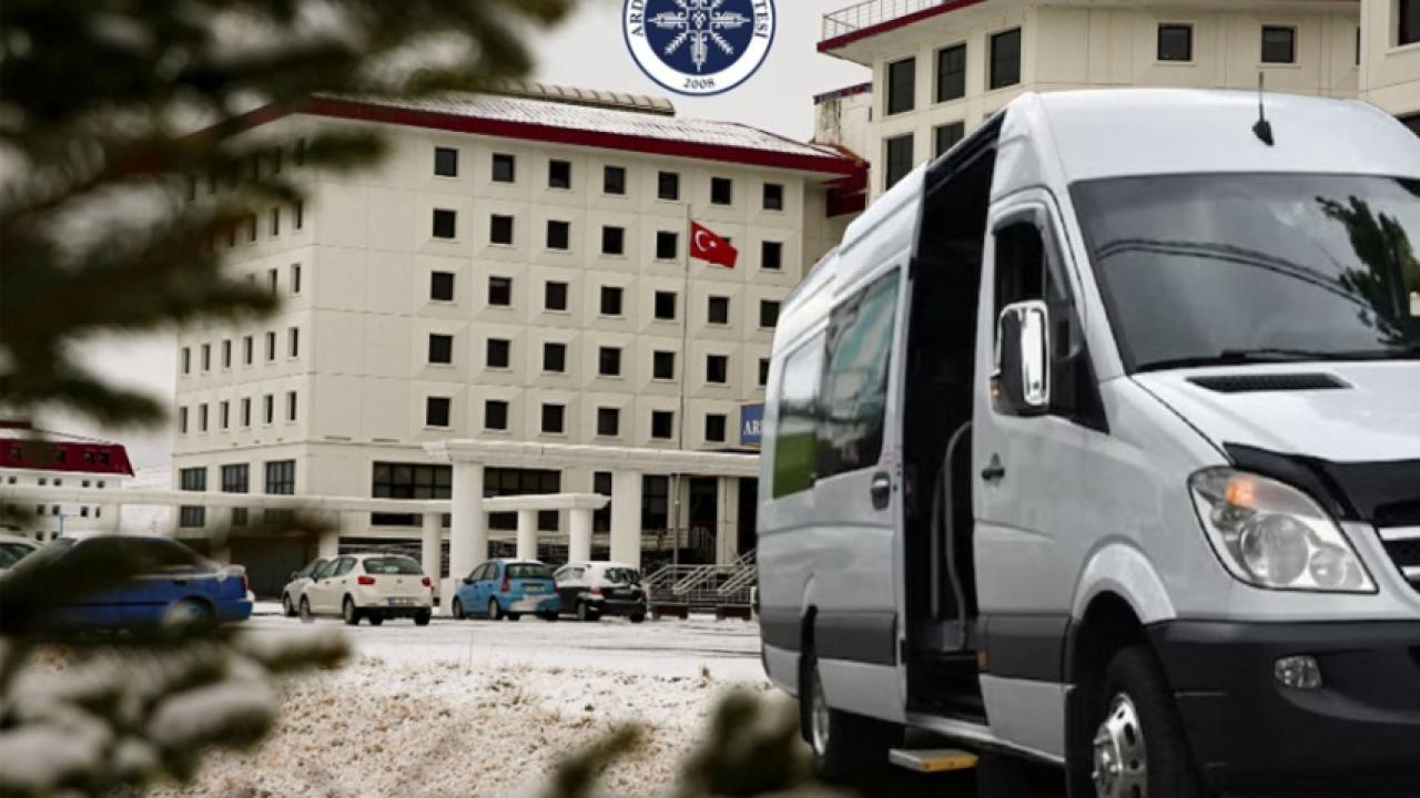 ARÜ öğrenciler için servis hizmeti başlattı!