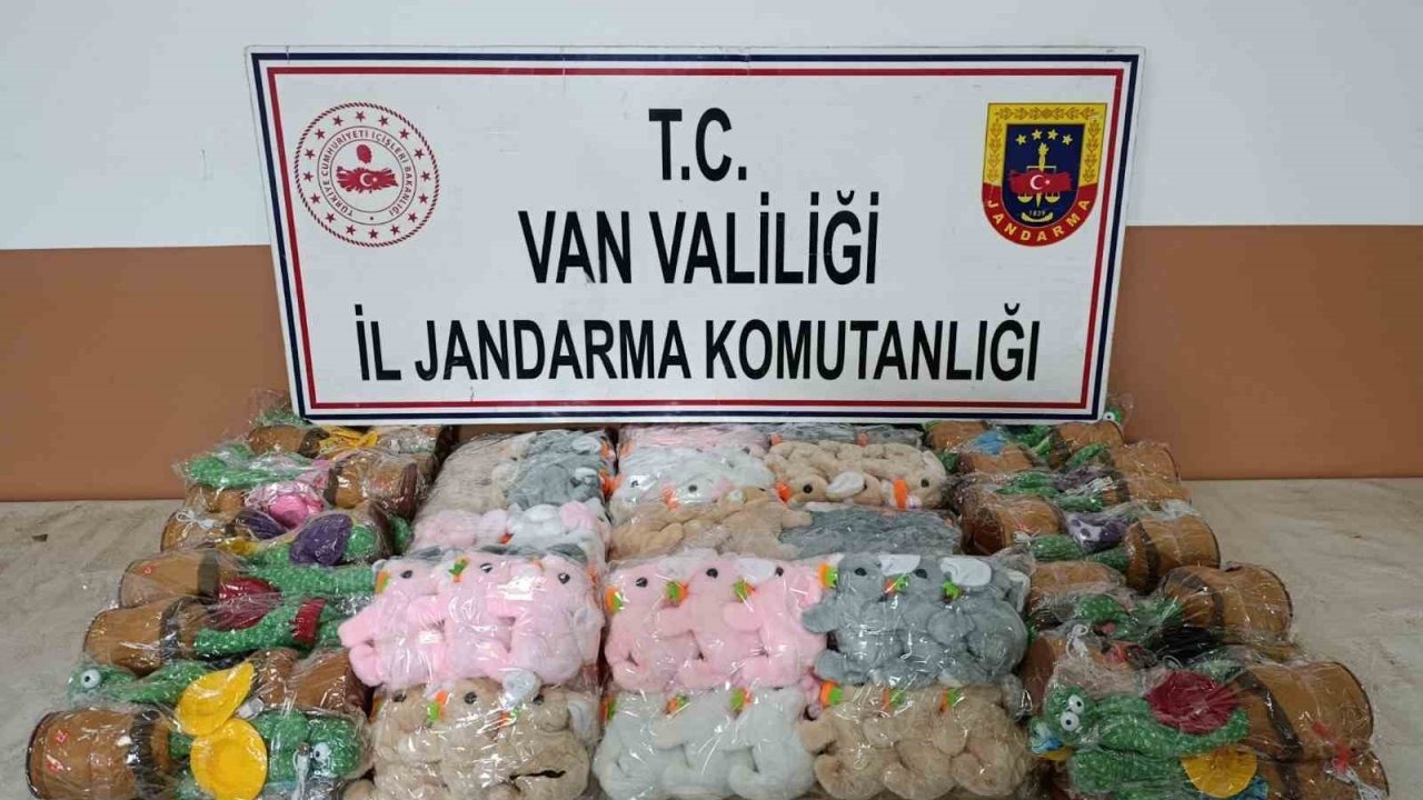 Başkale’de gümrük kaçağı malzeme ele geçirildi