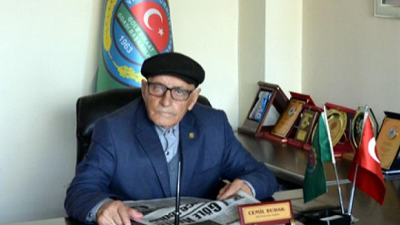 Cemil Budak Sevenlerini Yasa Boğdu