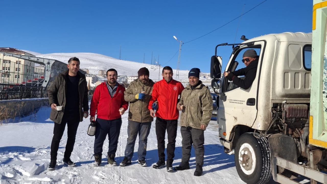 Çıldır’da Zorlu Kış Günlerinde Sıcak Dayanışma