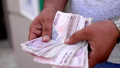 En düşük emekli maaşı için hükümetten peş peşe heyecanlandıran açıklamalar