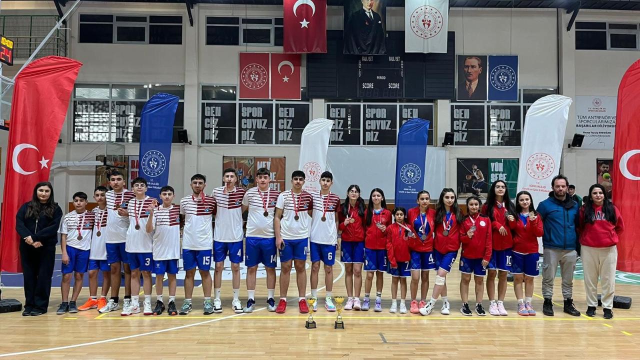 Genç potacılardan Iğdır’da gururlandıran sonuç