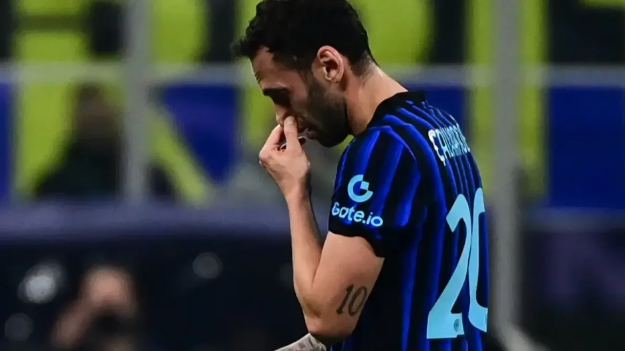 Inter'de Hakan Çalhanoğlu depremi
