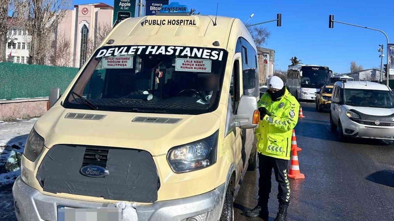 Kars’ta toplu taşıma araçlarına sıkı denetim