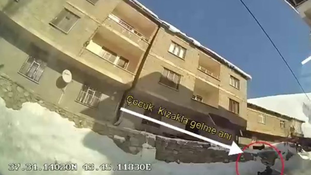 Kızakla kayarken otobüsün altına giren çocuk hayatını kaybetti