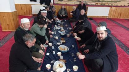 Sabah namazında gönüller buluştu