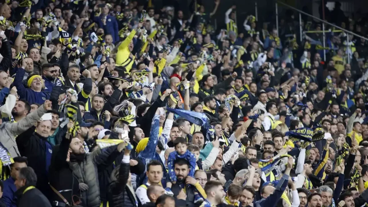 Sezonu kapattı! Fenerbahçe-Aston Villa maçı öncesi şok sakatlık