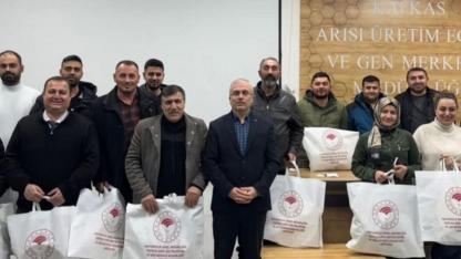 Yeni arıcılar sertifikalarını aldı