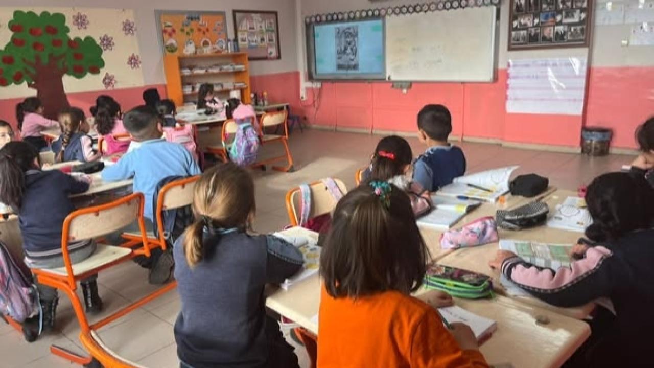 Yeşilay, Ardahan’ın köy okullarında öğrencilerle buluşuyor