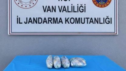 Çaldıran’da 1 kilo 978 gram kubar esrar ele geçirildi