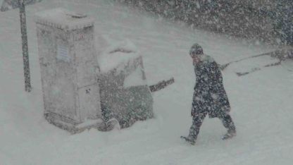 Kars’ta kar ve tipi geçit vermiyor: 52 köy yolu ulaşıma kapandı