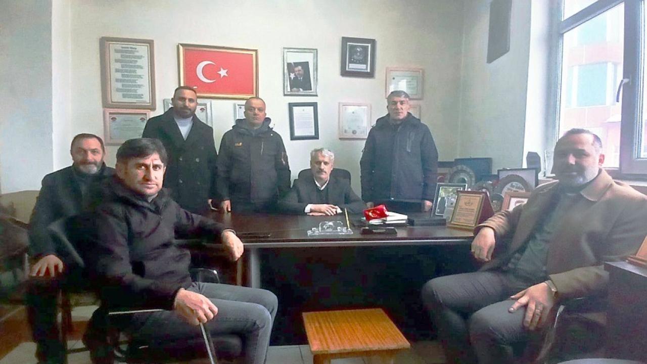 Ak Parti teşkilatlarında ani hareketlilik: Aydın’dan eski başkanlara sürpriz ziyaret